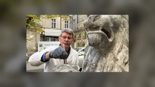 У дворику Львівської ратуші 7 жовтня розпочали реставрацію понад 80-річного лева