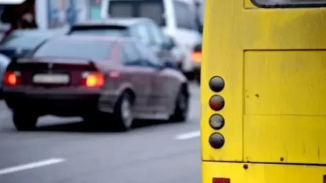 На Замарстинівській у Львові пасажирка травмувалася через гальмування маршрутки