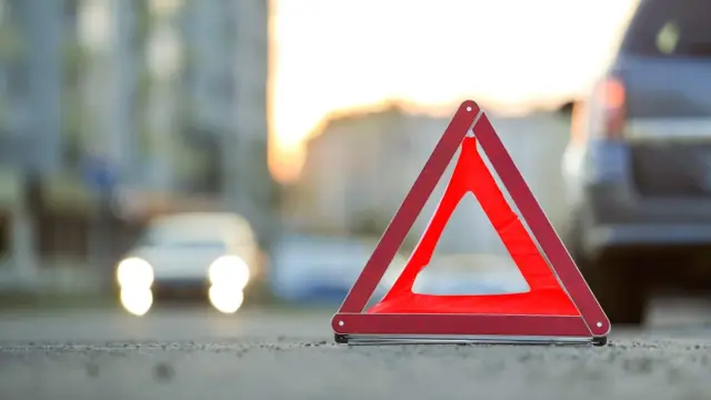 У Жовкві зіткнулися мікроавтобус і мотоцикл: госпіталізували двох підлітків